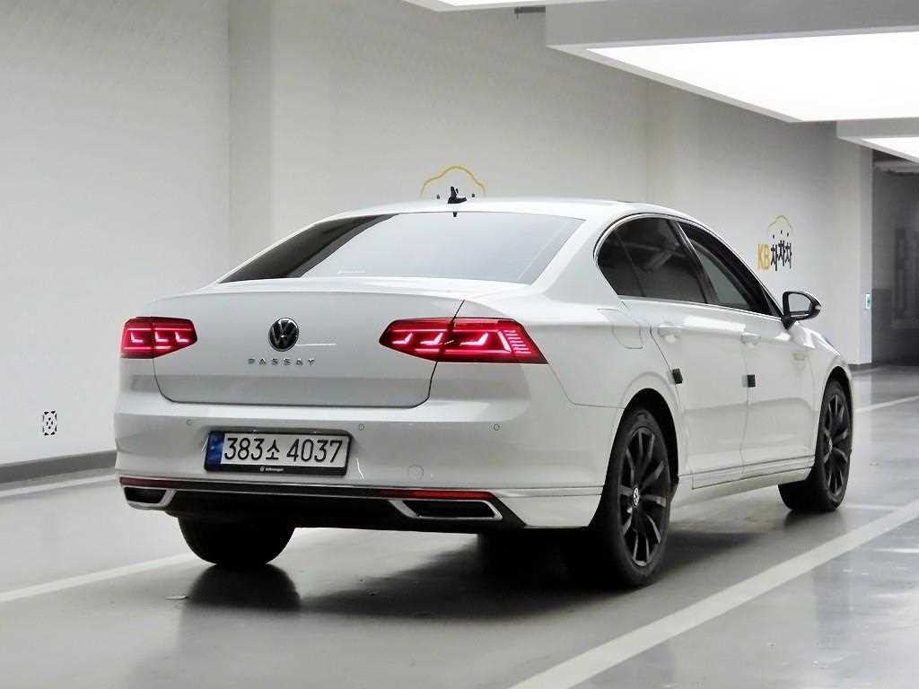 폭스바겐 파사트 파사트GT(B8) 2.0 TDI 프레스티지 이미지 4