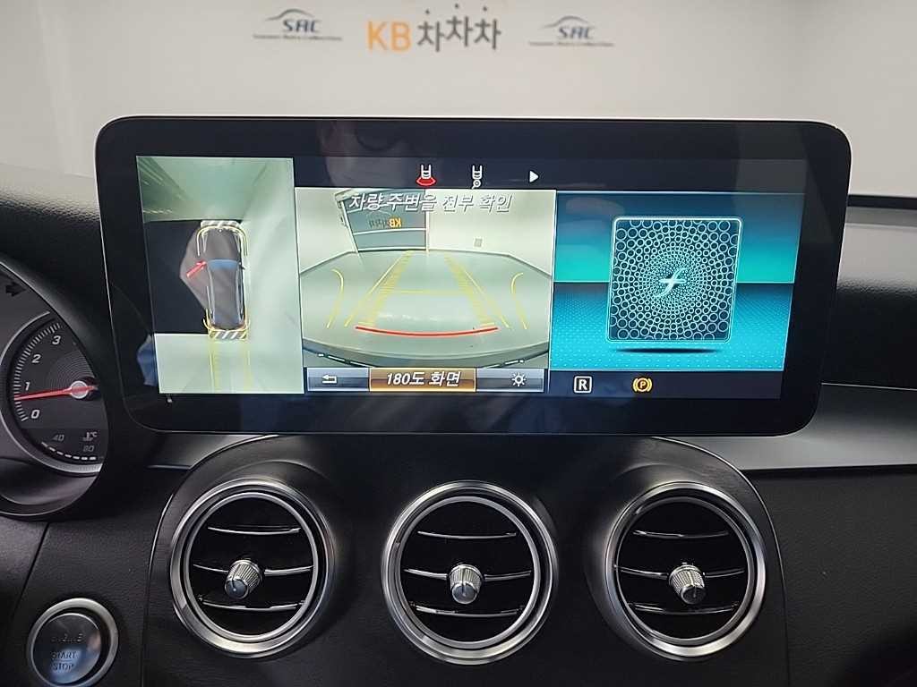 벤츠 GLC 클래스 GLC클래스 X253 GLC 300 4MATIC 쿠페 이미지 16