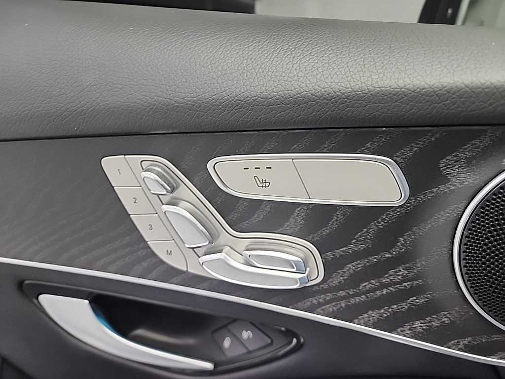 벤츠 GLC 클래스 GLC클래스 X253 GLC 300 4MATIC 쿠페 이미지 17