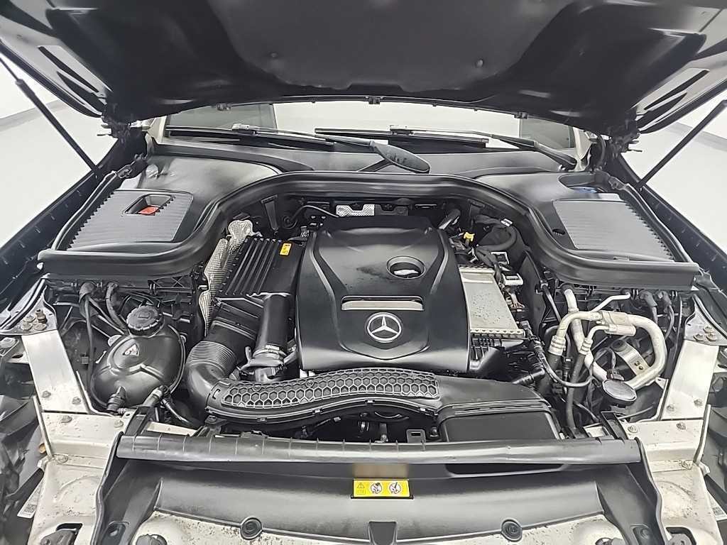 벤츠 GLC 클래스 GLC클래스 X253 GLC 300 4MATIC 쿠페 이미지 5