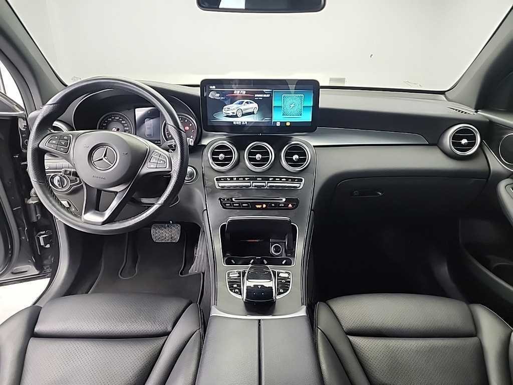 벤츠 GLC 클래스 GLC클래스 X253 GLC 300 4MATIC 쿠페 이미지 7