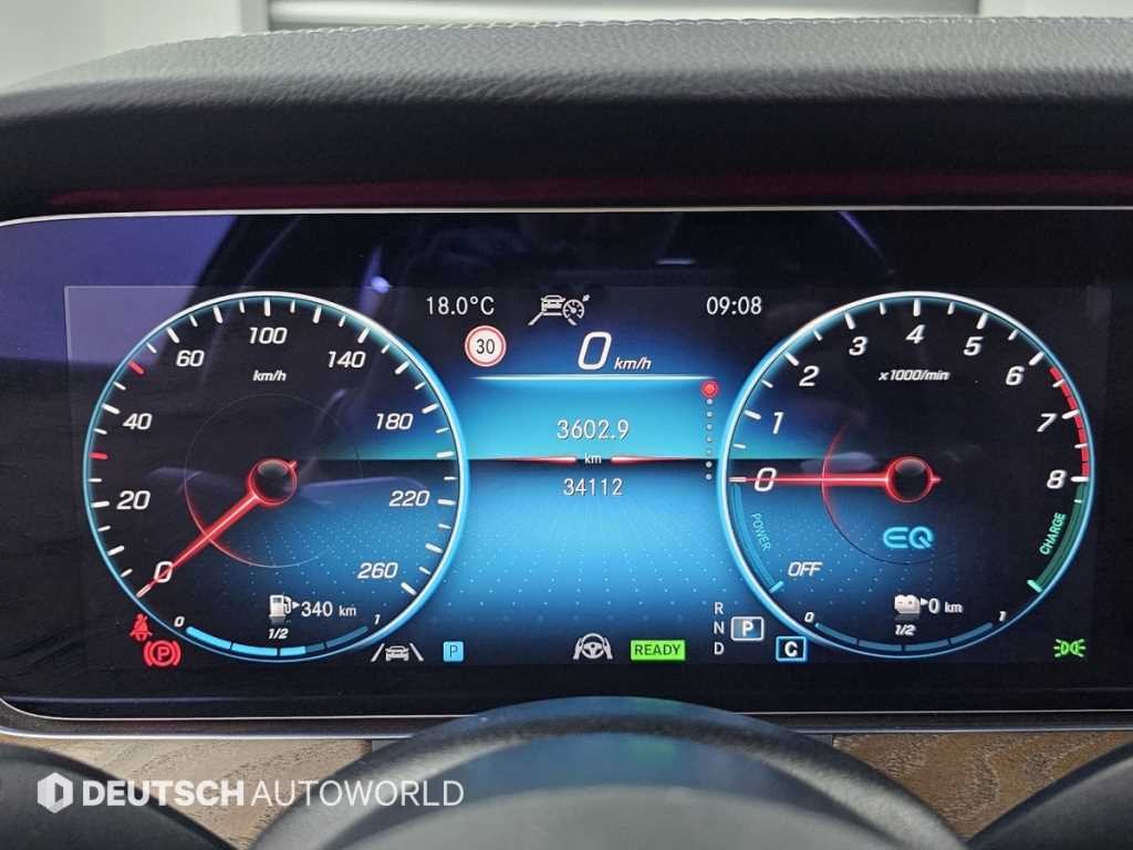 벤츠 E 클래스 E-클래스 W213 E300e 4MATIC 익스클루시브 이미지 8