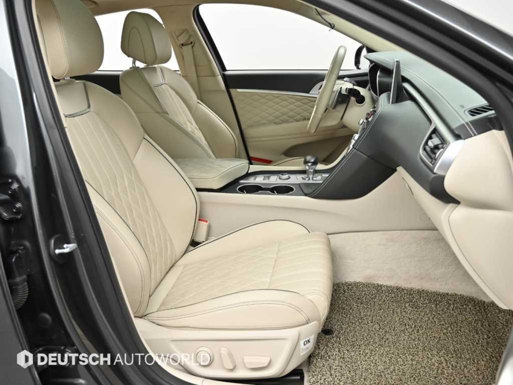 제네시스 G70 3.3T 스포츠 AWD 프레스티지 이미지 10