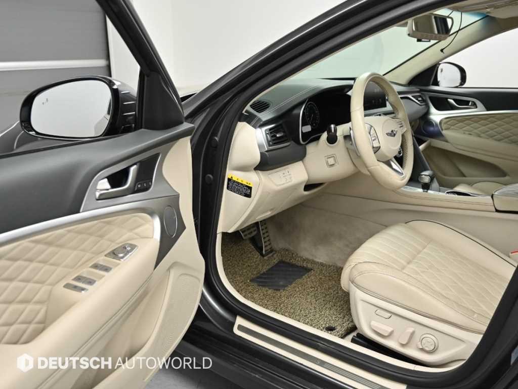 제네시스 G70 3.3T 스포츠 AWD 프레스티지 이미지 11