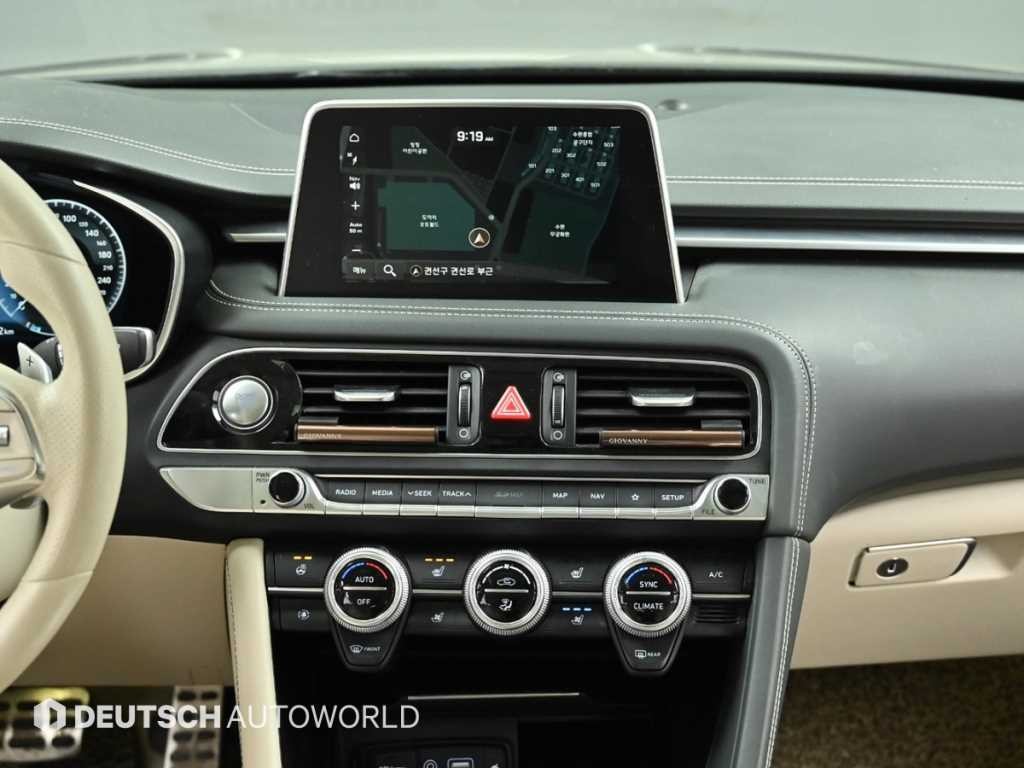 제네시스 G70 3.3T 스포츠 AWD 프레스티지 이미지 14