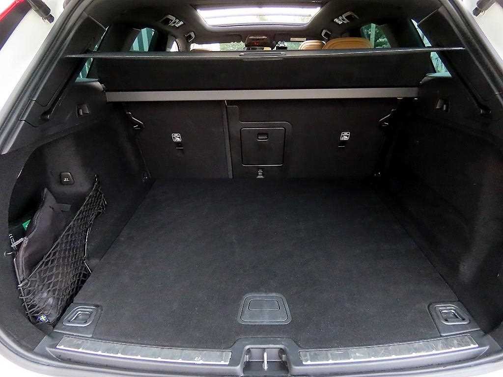 볼보 XC60 XC60(2세대) B6 AWD 인스크립션 이미지 17