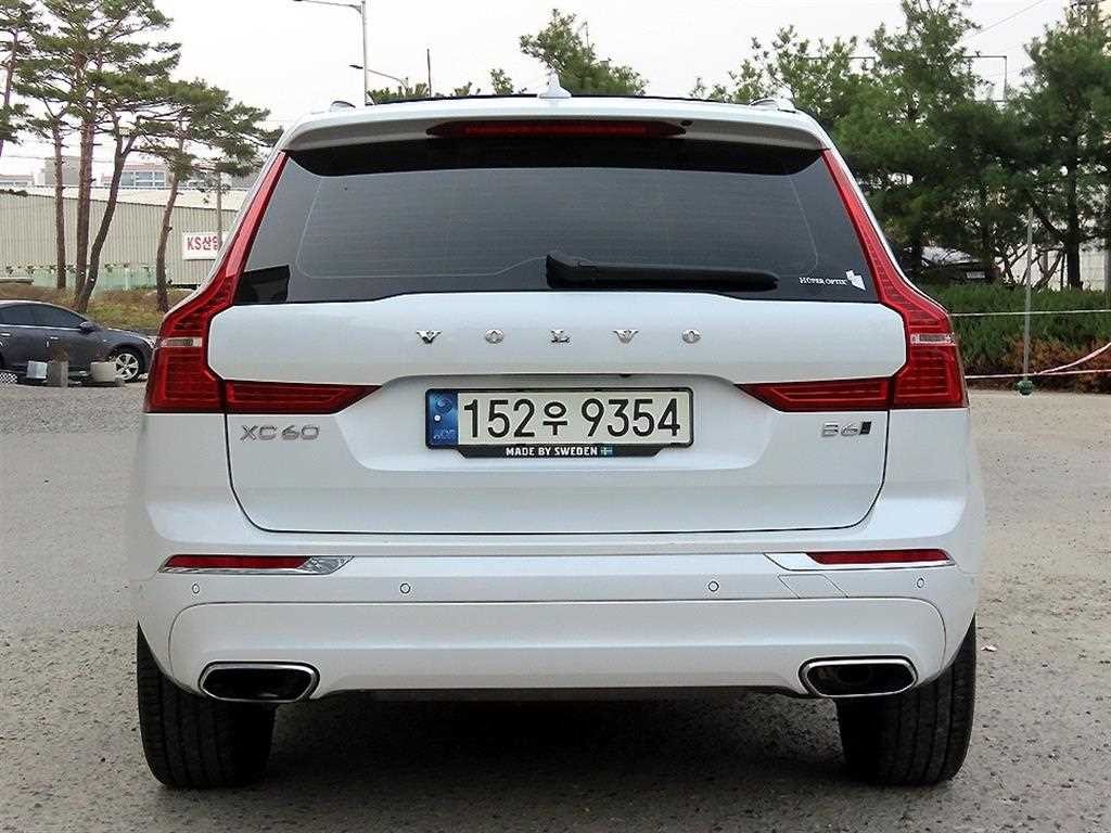 볼보 XC60 XC60(2세대) B6 AWD 인스크립션 이미지 4