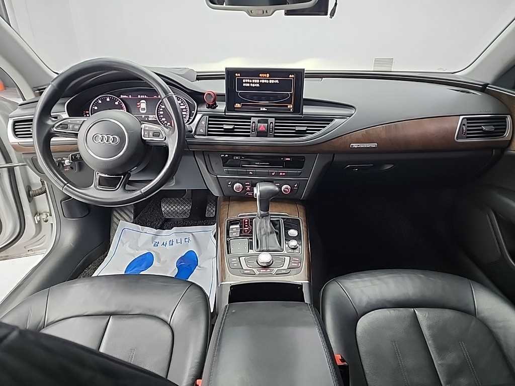 아우디 A7 3.0 TFSI 콰트로 엔트리 이미지 7
