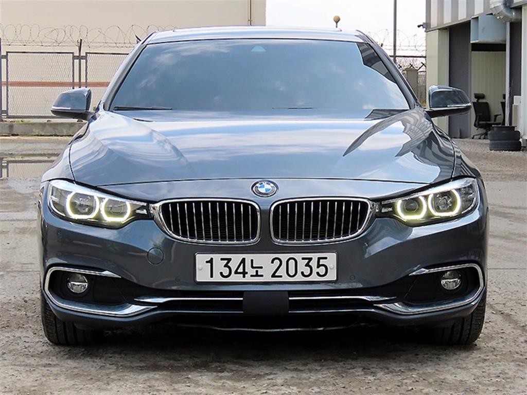 BMW 4시리즈 4시리즈 (F32) 420d 그란쿠페 럭셔리 이미지 1