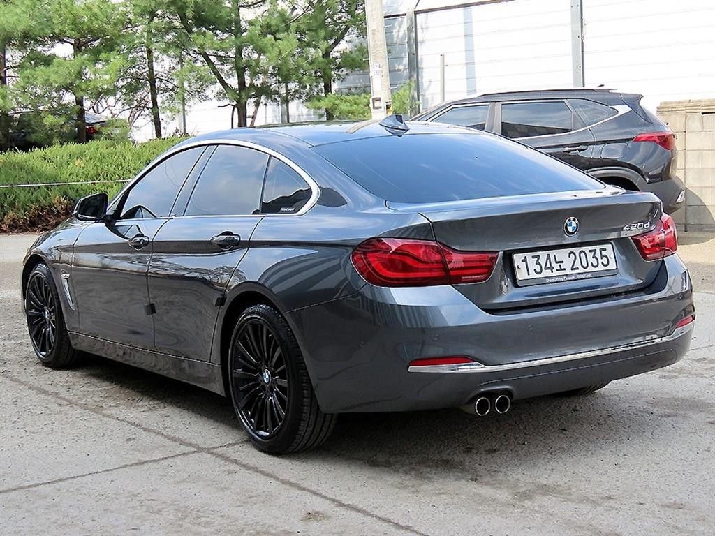 BMW 4시리즈 4시리즈 (F32) 420d 그란쿠페 럭셔리 이미지 3