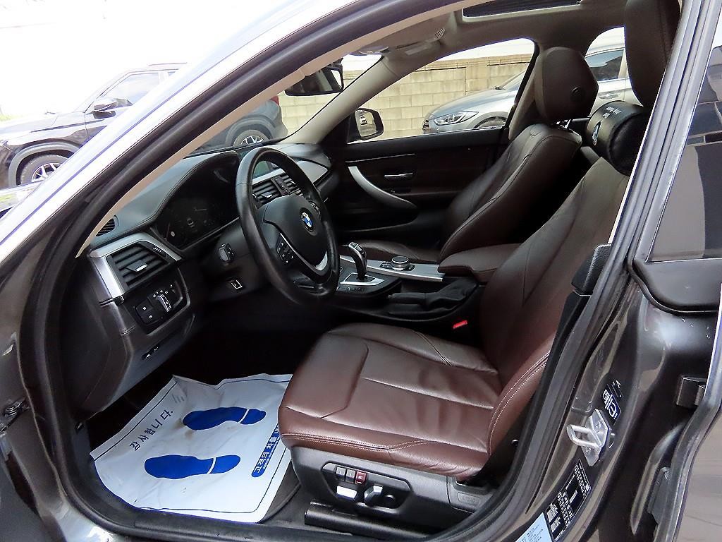 BMW 4시리즈 4시리즈 (F32) 420d 그란쿠페 럭셔리 이미지 5