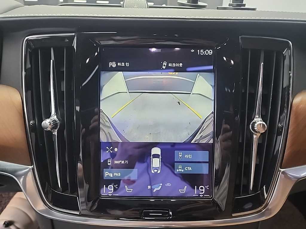 볼보 S90 T5 인스크립션 이미지 16