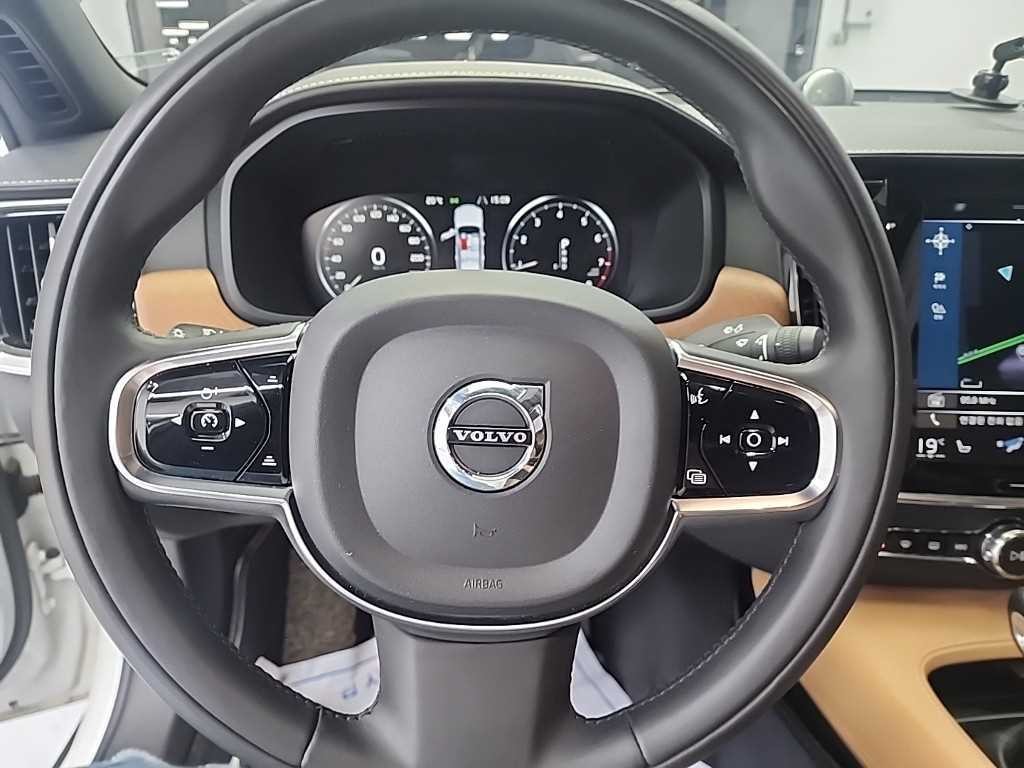 볼보 S90 T5 인스크립션 이미지 9