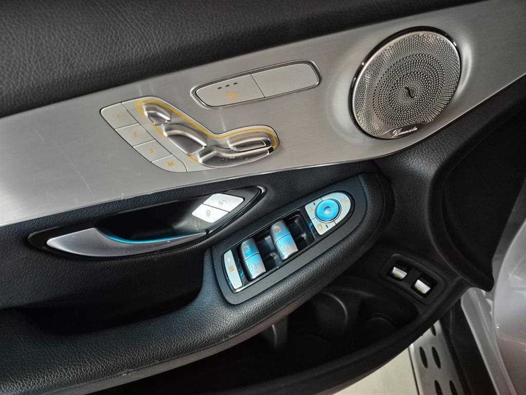 벤츠 GLC 클래스 GLC클래스 X253 GLC 350 e 4MATIC 이미지 11