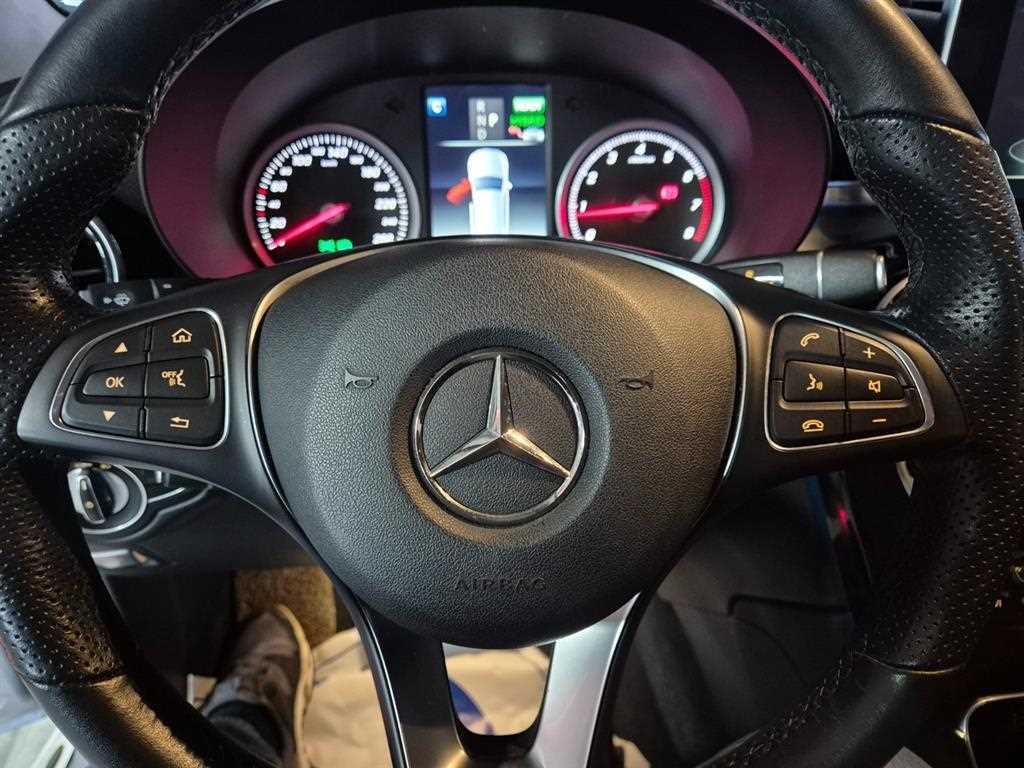 벤츠 GLC 클래스 GLC클래스 X253 GLC 350 e 4MATIC 이미지 13