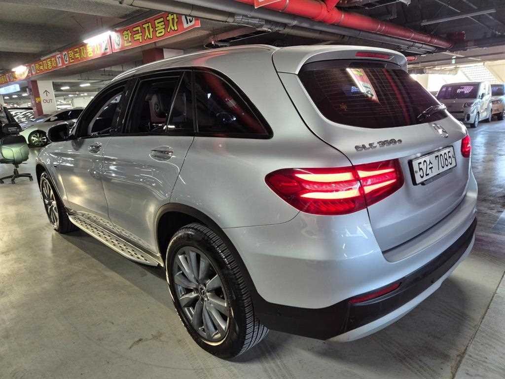 벤츠 GLC 클래스 GLC클래스 X253 GLC 350 e 4MATIC 이미지 4