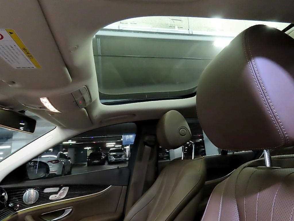 벤츠 E 클래스 E-클래스 W213 E450 4MATIC 익스클루시브 이미지 16