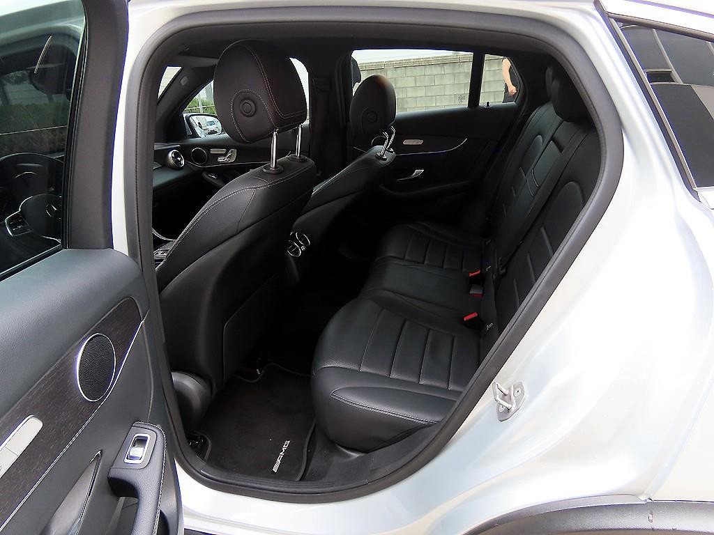 벤츠 GLC 클래스 GLC클래스 X253 GLC 300 4MATIC 쿠페 이미지 6
