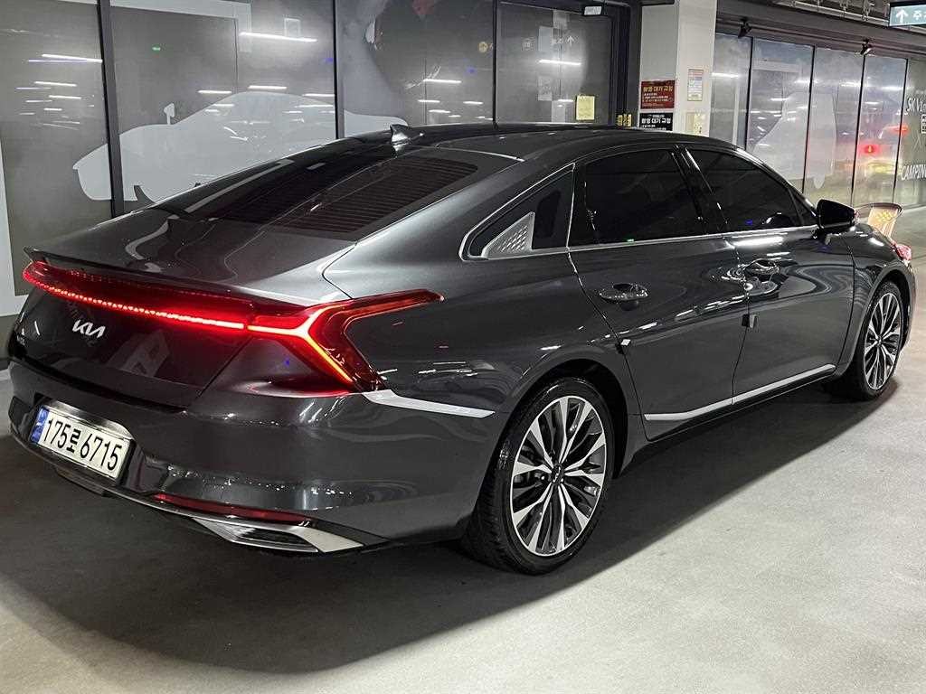 기아 K8 2.5 2WD 시그니처 이미지 4