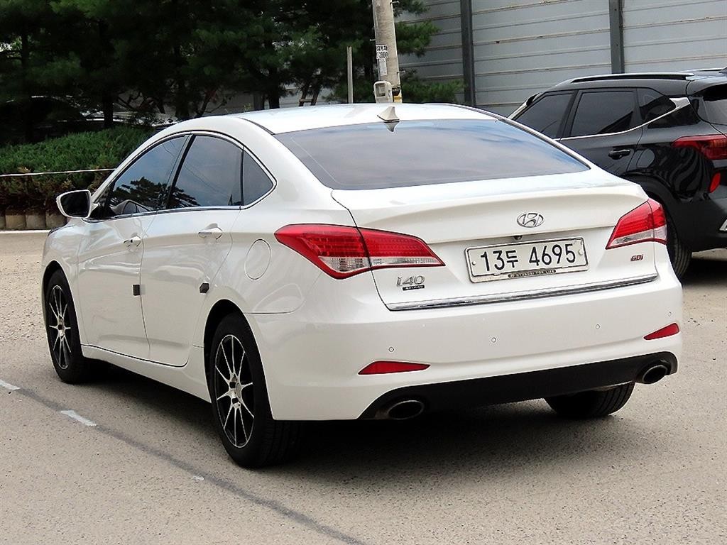 현대 i40 i40Saloon 2.0 GDI MODERN 이미지 3