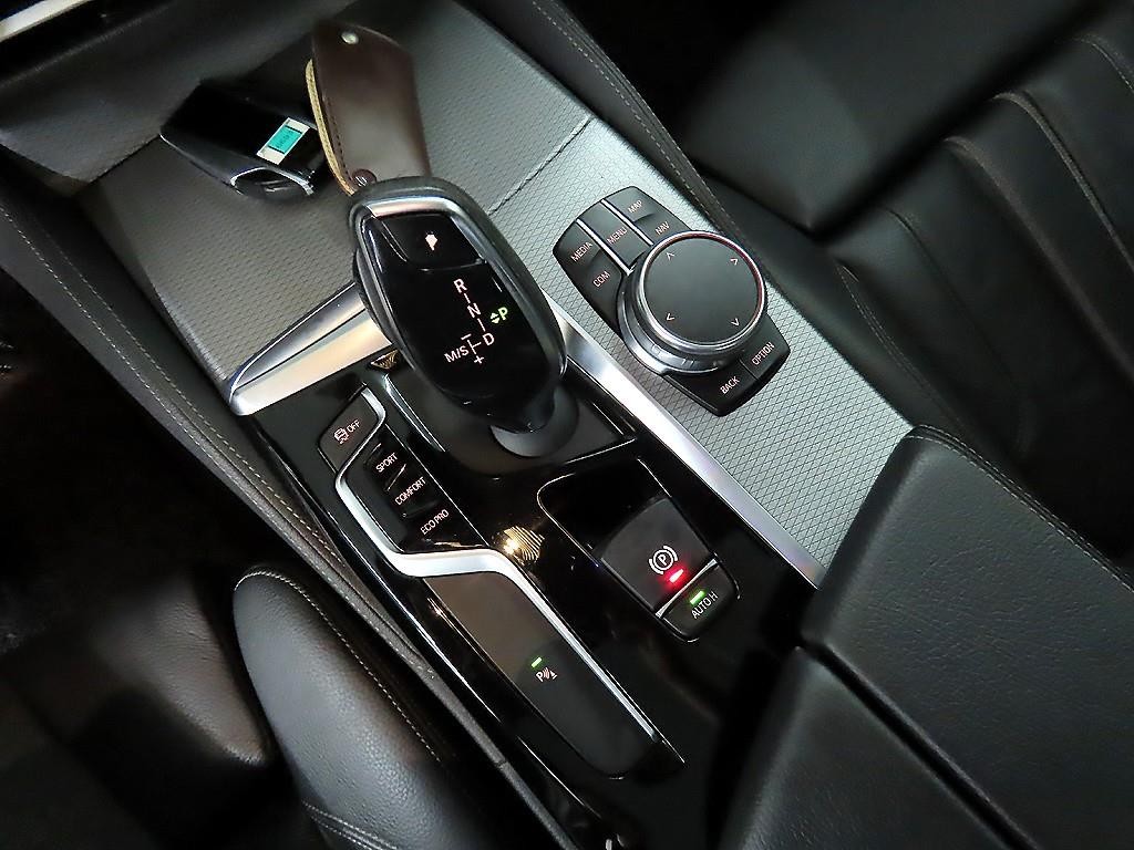 BMW 5시리즈 5시리즈 (G30) 530i M 스포츠 플러스 이미지 10