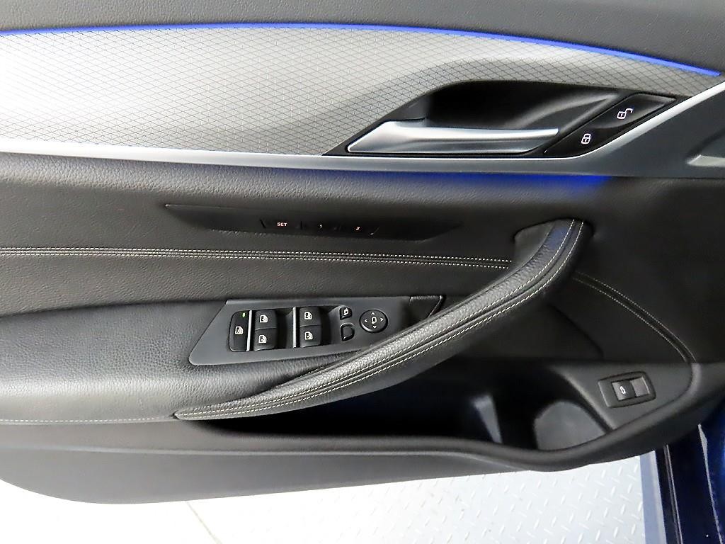 BMW 5시리즈 5시리즈 (G30) 530i M 스포츠 플러스 이미지 11