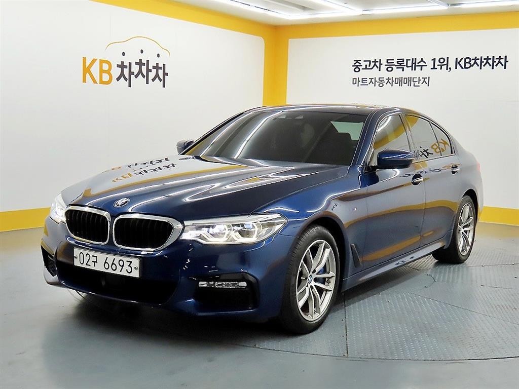 BMW 5시리즈 5시리즈 (G30) 530i M 스포츠 플러스 이미지 2