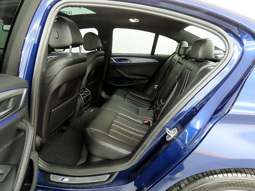 BMW 5시리즈 5시리즈 (G30) 530i M 스포츠 플러스 이미지 6