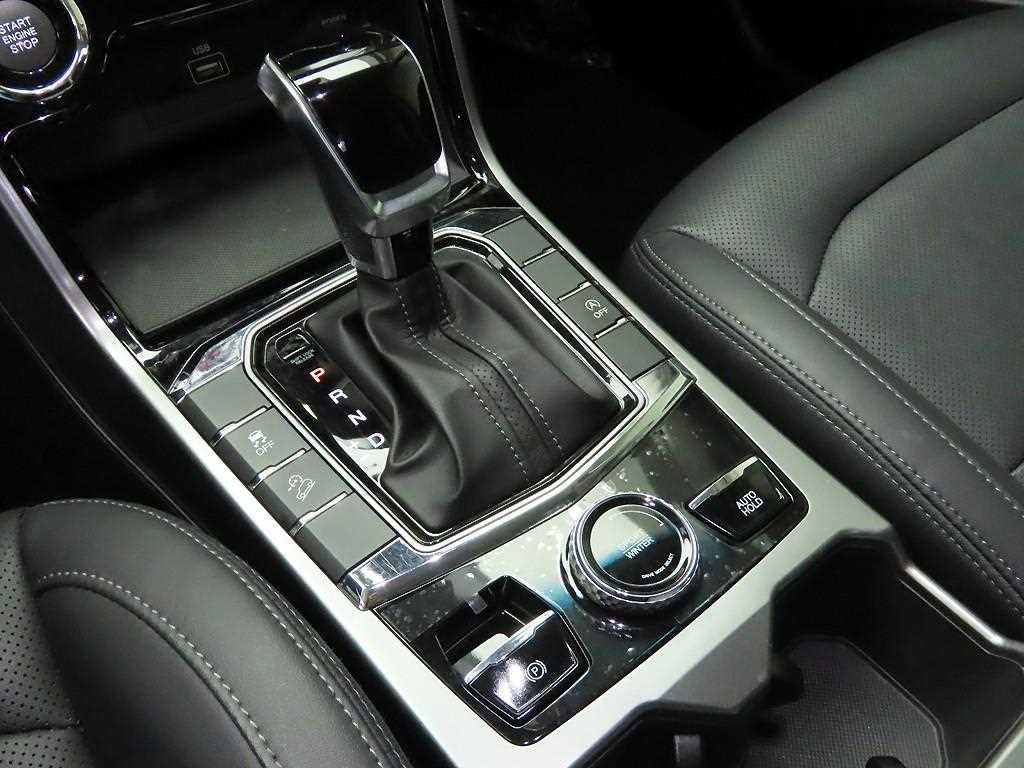 KG모빌리티(쌍용) 코란도 뷰티풀코란도 2WD 가솔린 1.5 C5 플러스 이미지 11