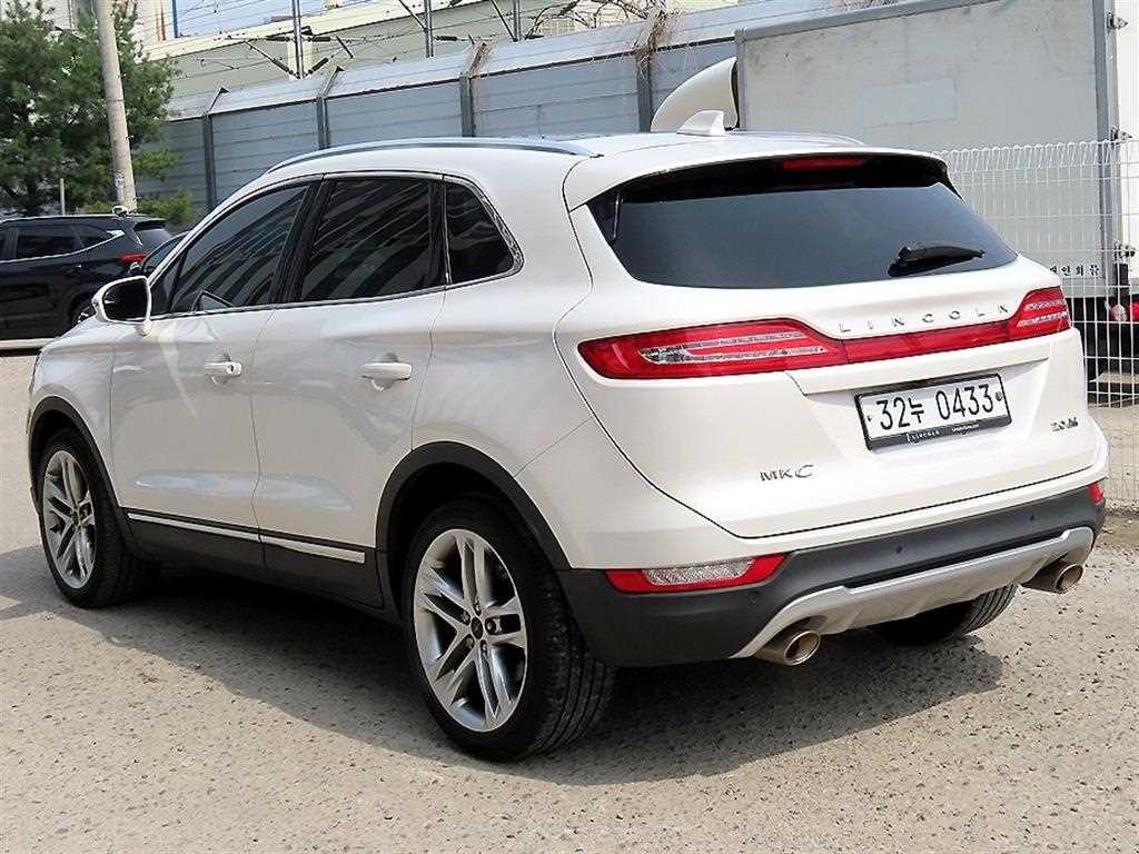 링컨 MKC 2.0 AWD 이미지 3