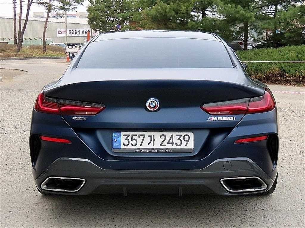 BMW 8시리즈 8시리즈 (G15) M850i xDrive 그란 쿠페 퍼스트 에디션 이미지 4