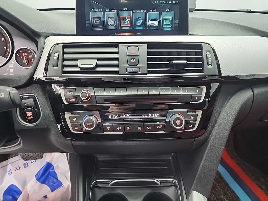 BMW 3시리즈 3시리즈 (F30) 330i M 스포츠 이미지 10