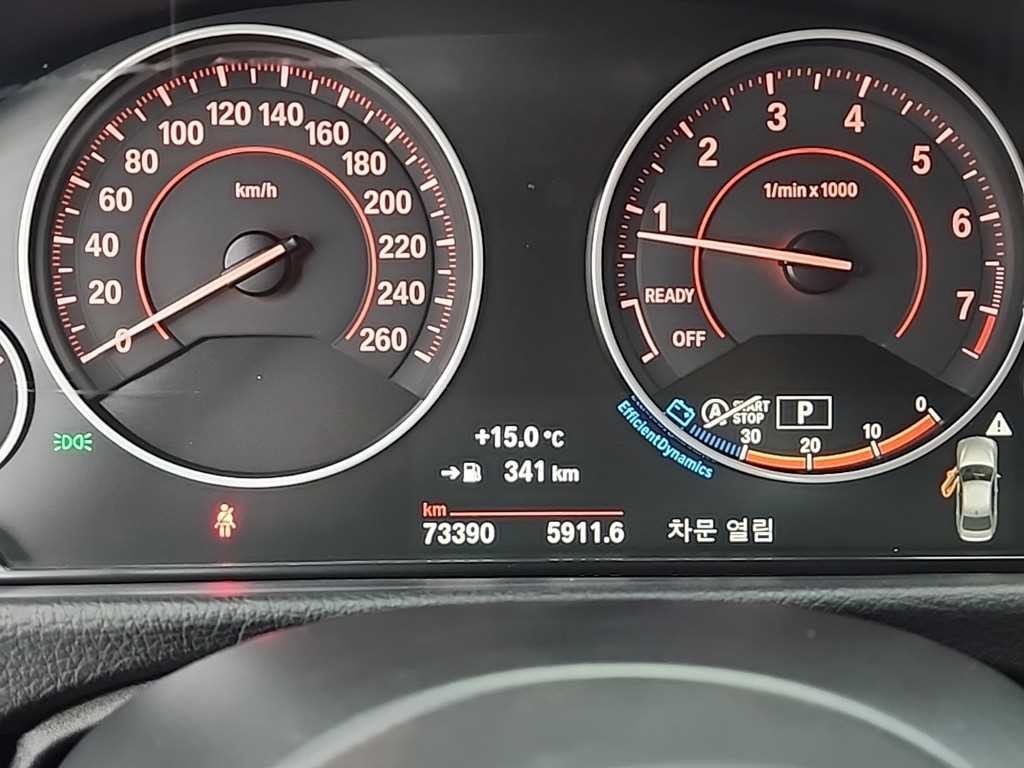 BMW 3시리즈 3시리즈 (F30) 330i M 스포츠 이미지 6