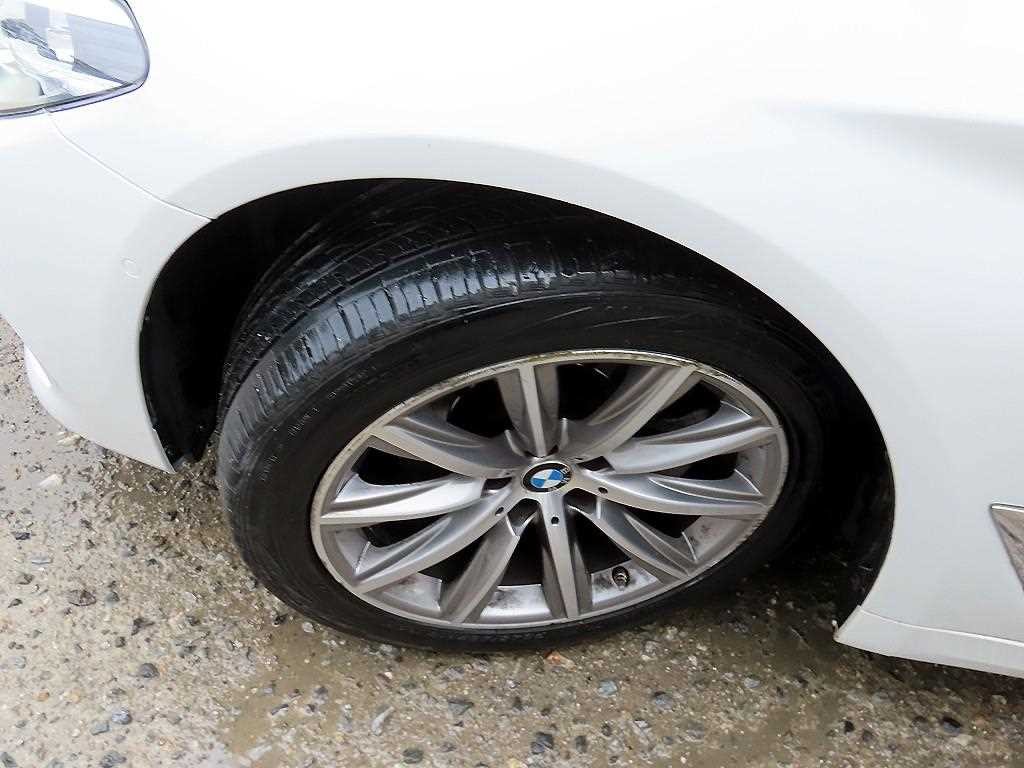 BMW 5시리즈 5시리즈 (G30) 520i 럭셔리 이미지 20