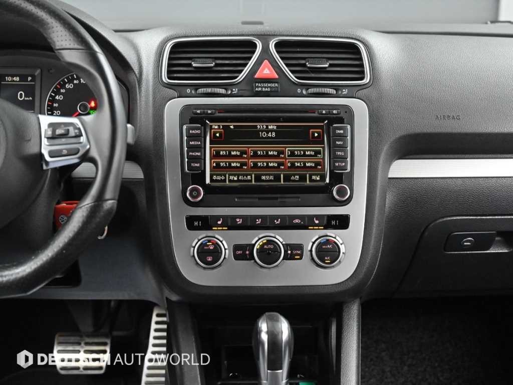 폭스바겐 시로코 2.0 TDI R-LINE 이미지 14