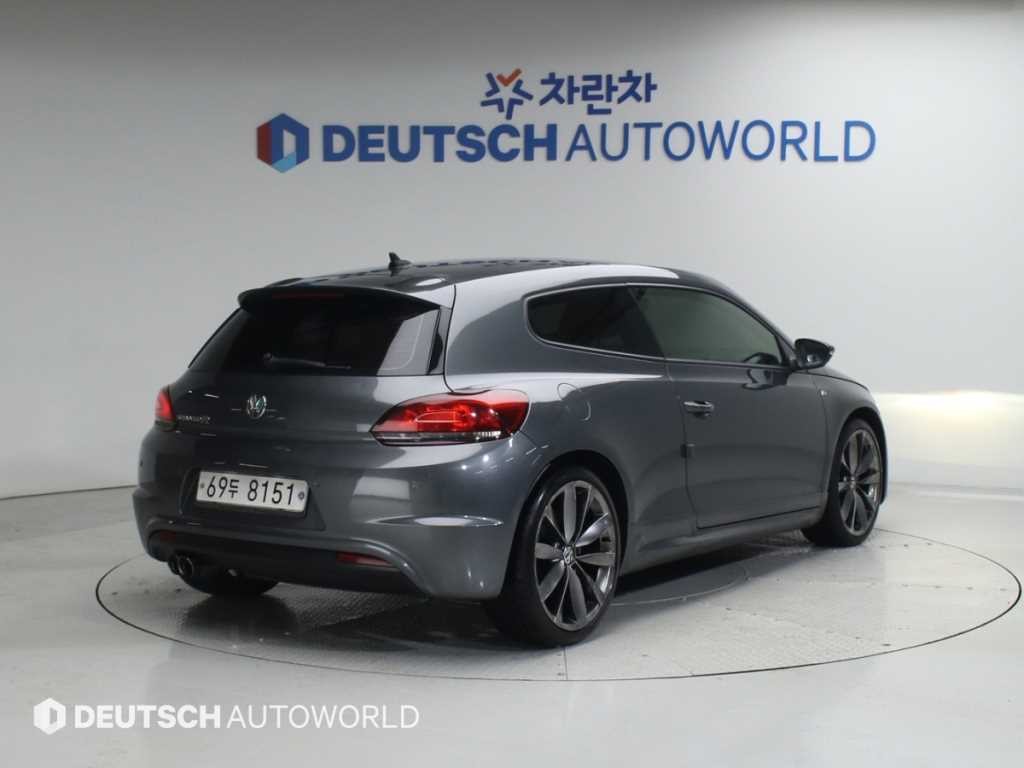 폭스바겐 시로코 2.0 TDI R-LINE 이미지 2