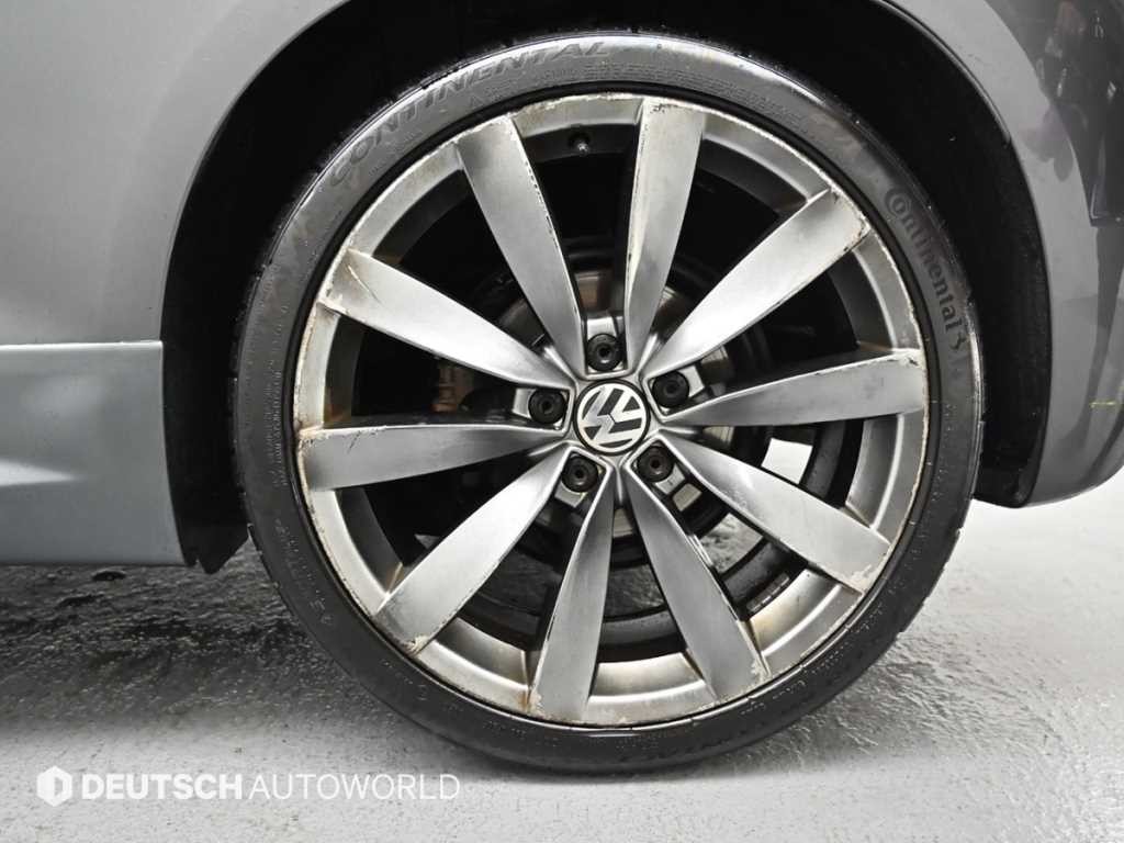 폭스바겐 시로코 2.0 TDI R-LINE 이미지 5