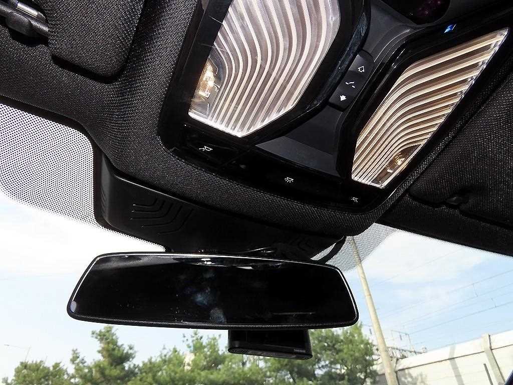 BMW 5시리즈 5시리즈 (G30) 520d M 스포츠 이미지 16