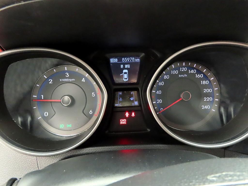 현대 i30 뉴 i30 1.6 VGT 유니크 이미지 6