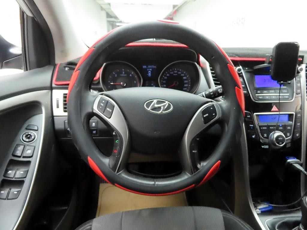 현대 i30 뉴 i30 1.6 VGT 유니크 이미지 8