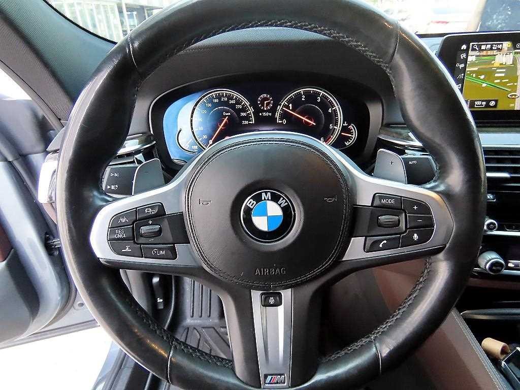BMW 그란투리스모 6시리즈 GT (G32) 630D XDRIVE 럭셔리 이미지 8