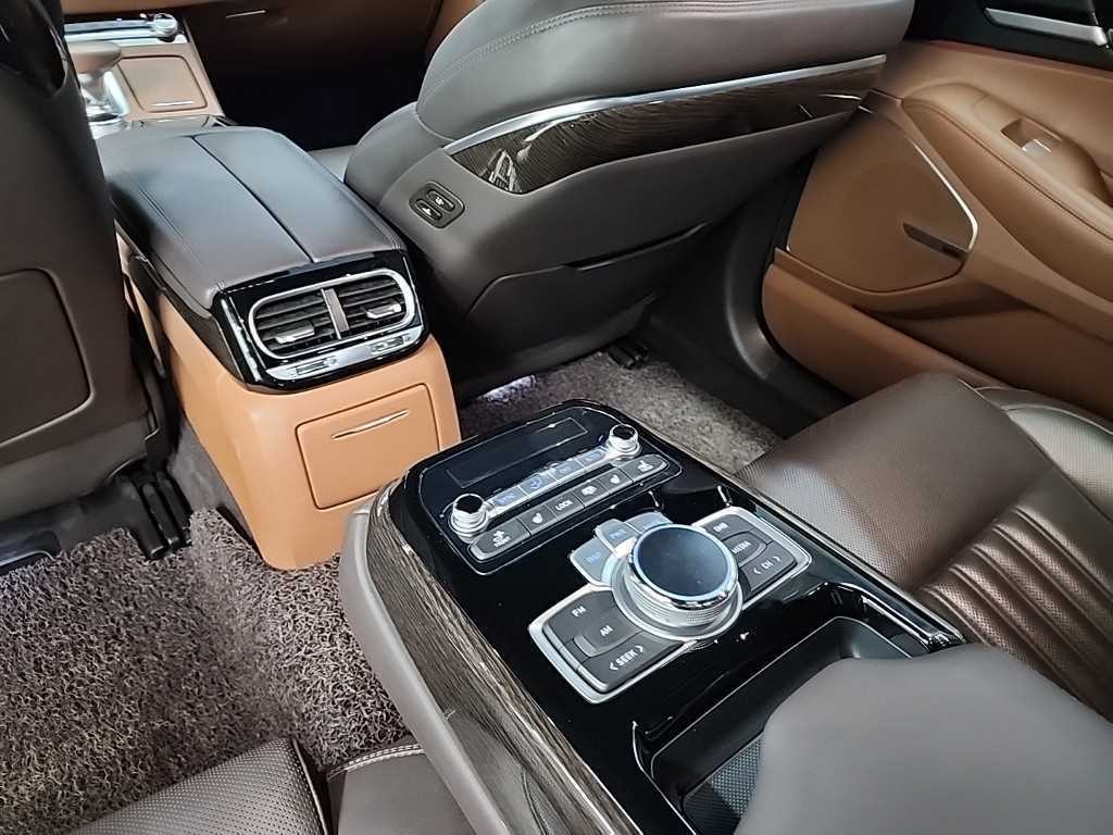 제네시스 G90 3.8 GDI AWD 럭셔리 이미지 13
