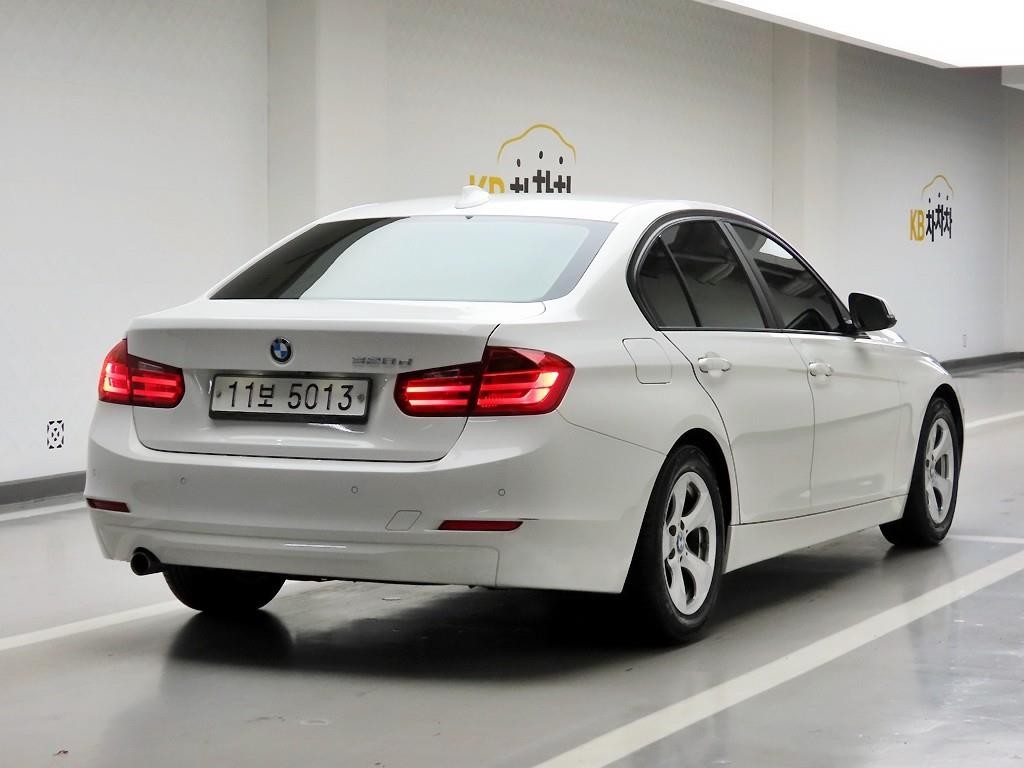 BMW 3시리즈 3시리즈 (F30) 320d ED에디션 이미지 4
