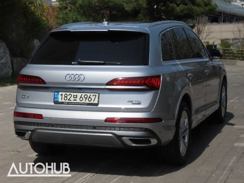 아우디 Q7 Q7 (4M) 45 TDI 콰트로 프리미엄 이미지 3