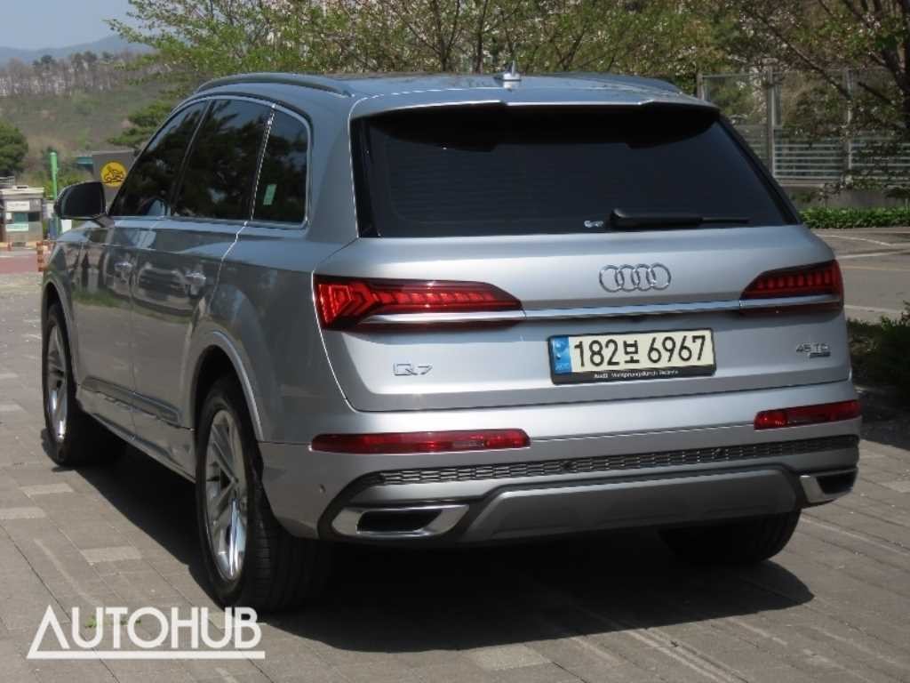 아우디 Q7 Q7 (4M) 45 TDI 콰트로 프리미엄 이미지 4
