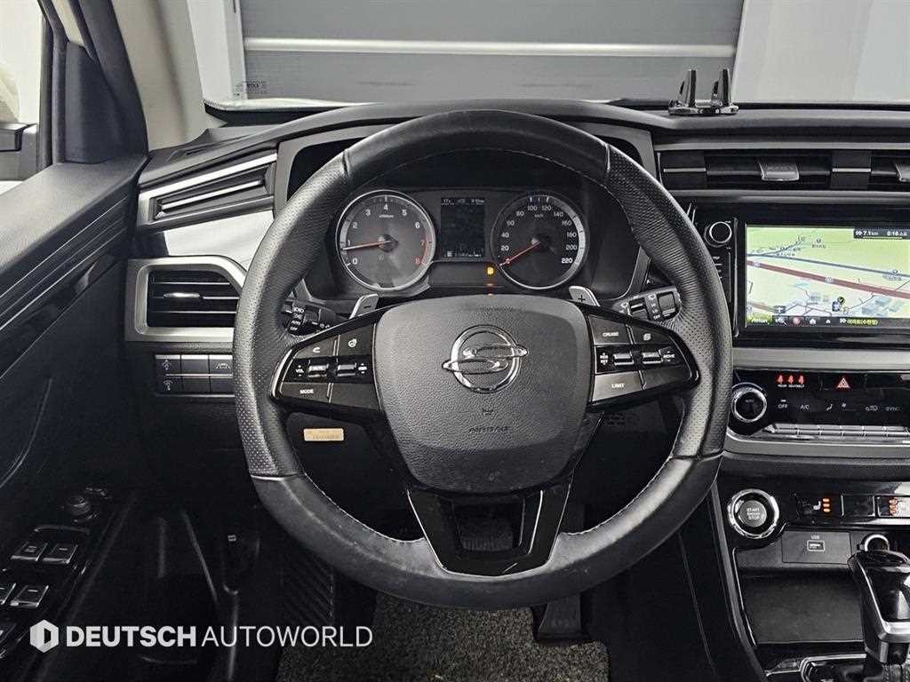 KG모빌리티(쌍용) 코란도 뷰티풀코란도 2WD 가솔린 1.5 C5 이미지 13