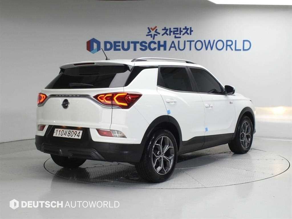 KG모빌리티(쌍용) 코란도 뷰티풀코란도 2WD 가솔린 1.5 C5 이미지 2