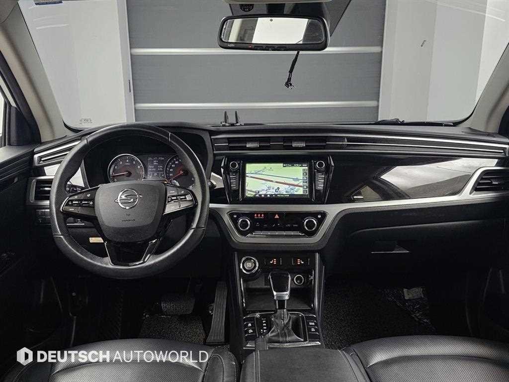 KG모빌리티(쌍용) 코란도 뷰티풀코란도 2WD 가솔린 1.5 C5 이미지 7
