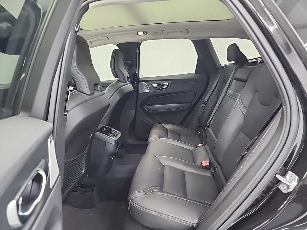 볼보 XC60 XC60(2세대) D5 AWD 인스크립션 이미지 12