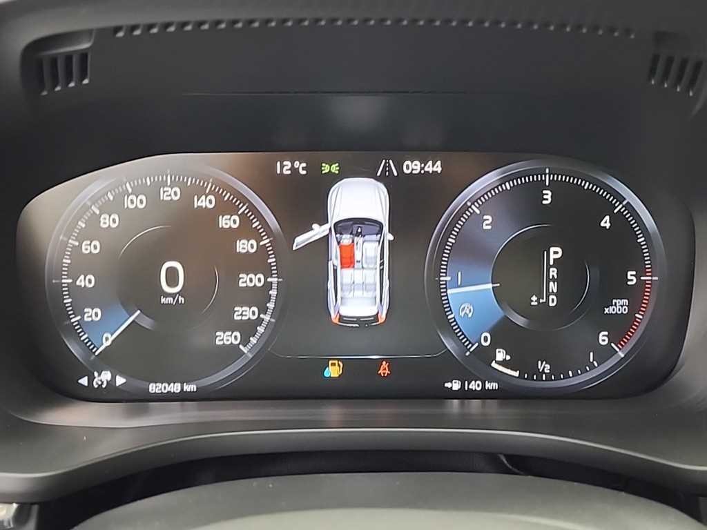 볼보 XC60 XC60(2세대) D5 AWD 인스크립션 이미지 6